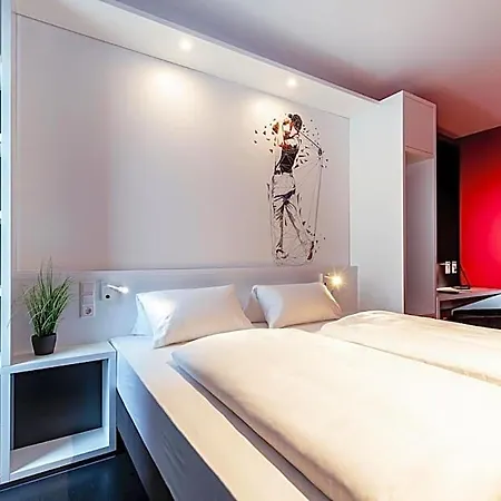 Hotel Athletik Kiel 3*
